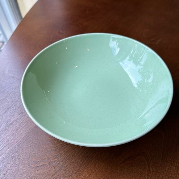 Vintage Speckled Pottery Serving Bowl 9" - Picture 3 of 8